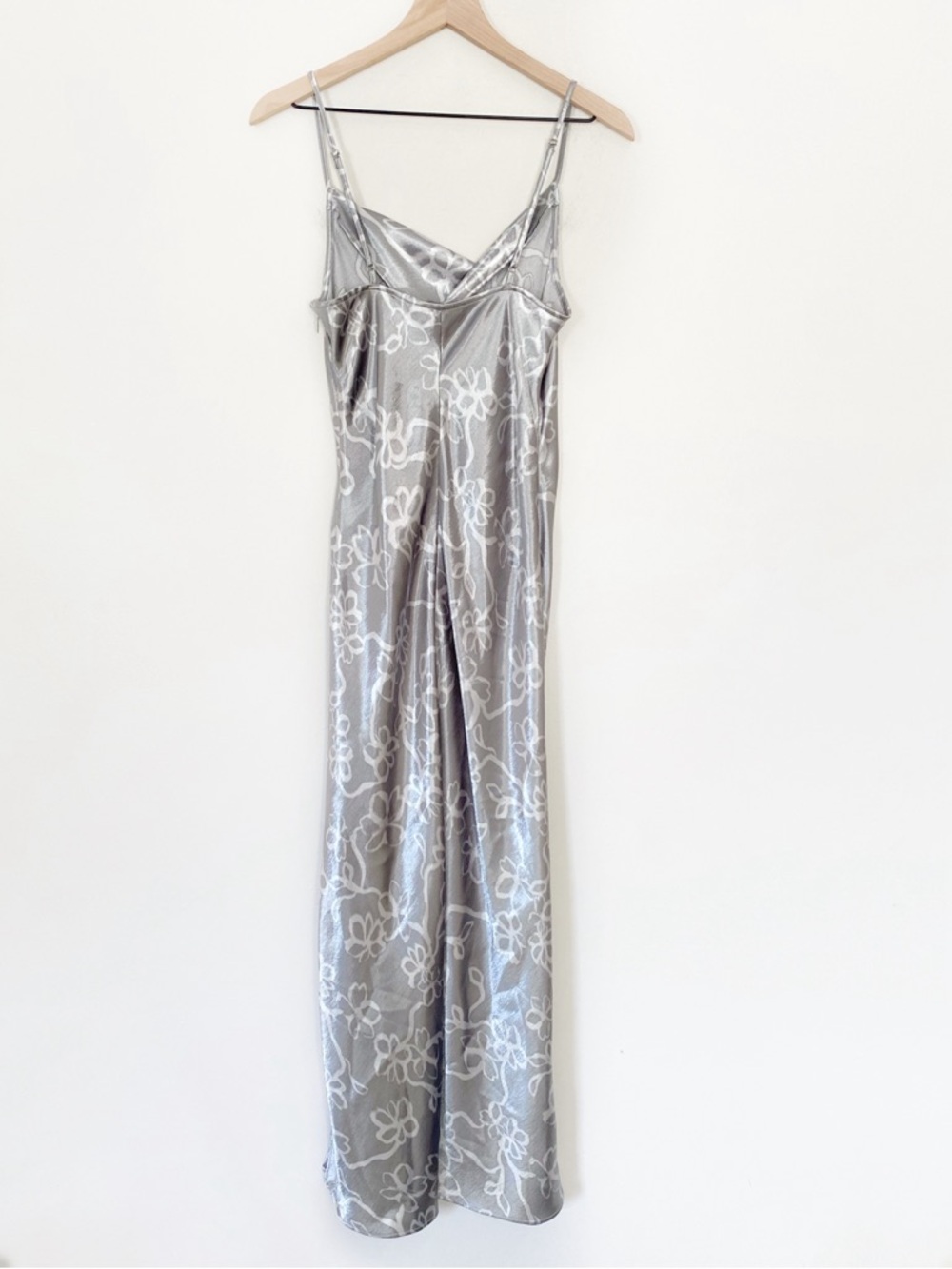 Madewell Metallic Midi Slip Dress in Floral Liquid Metal Silver size 4 - Picture 8 of 13